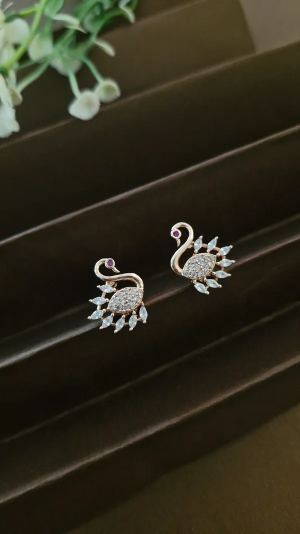 Rose_gold_Hans_design_pendant_set_