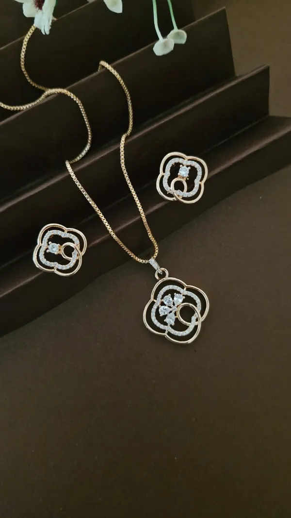 Royal_Interlocking_Bloom_American_Diamond_Pendant_Set_in_Rose_Gold_Plating