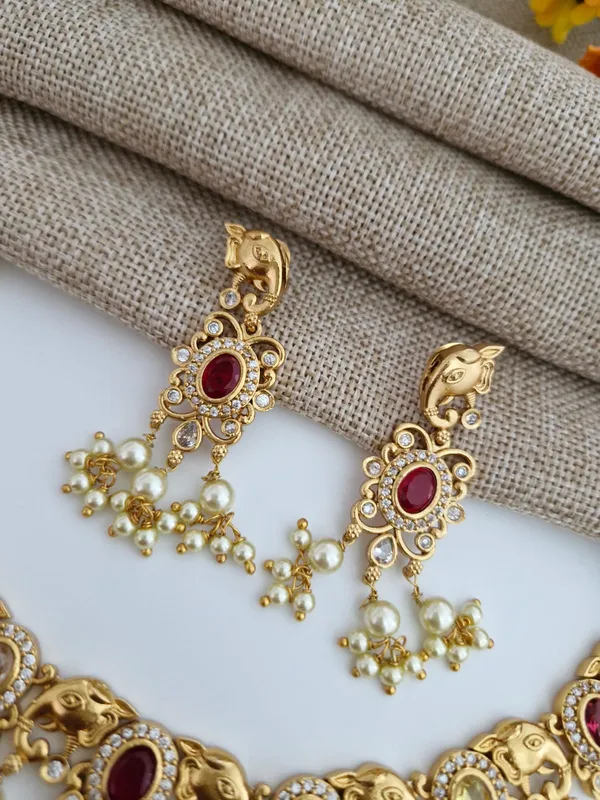 The_Navratna_Elegance_Elephant_Necklace_Set