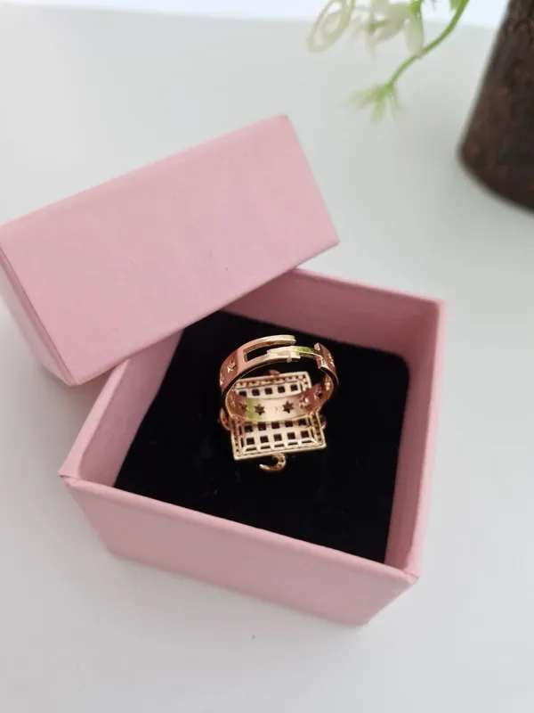 Royal_Imperial_Ruby_Grid_American_Diamond_Statement_Cocktail_Ring
