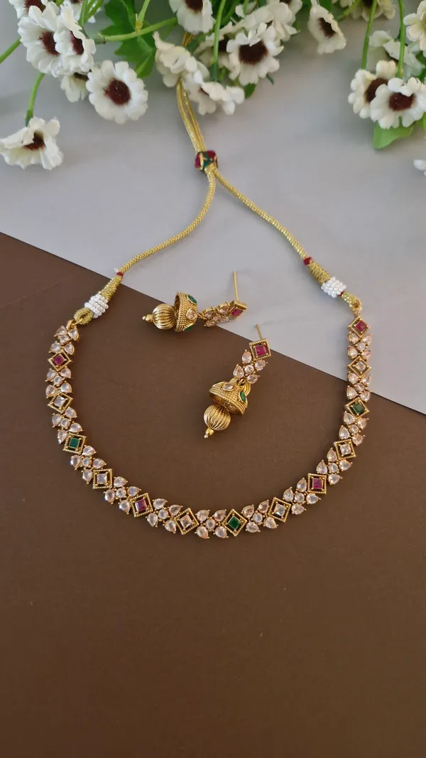Multi_Colour_Glass_Stone_Necklace_Set