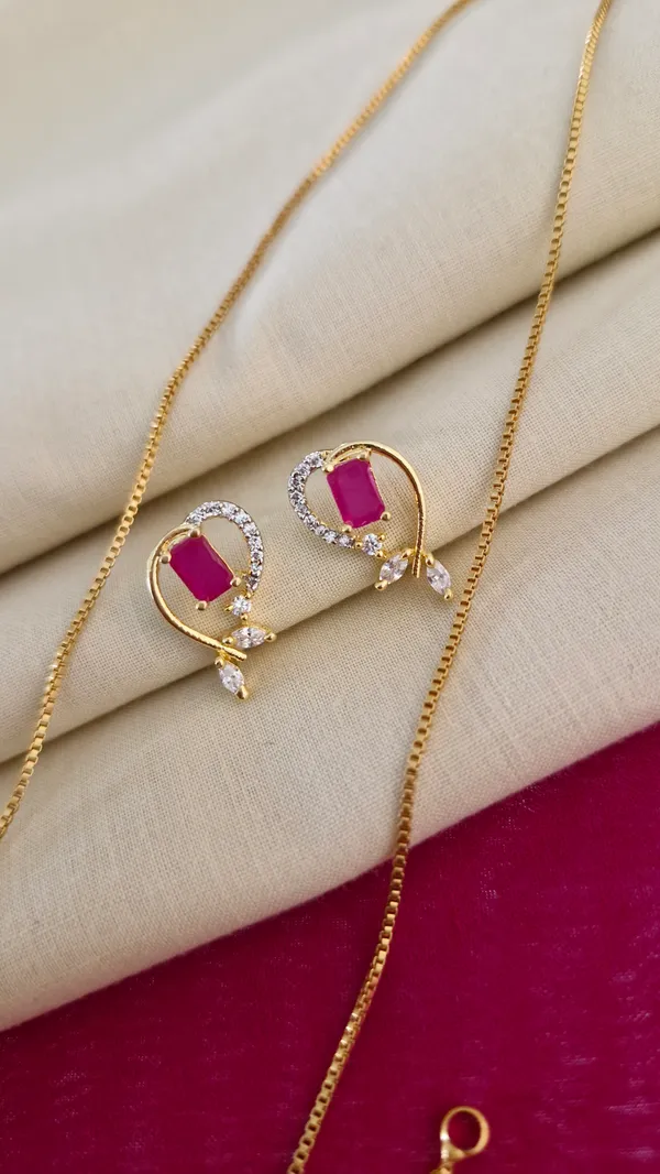 Heart_Design_Pink_Pendant_Set