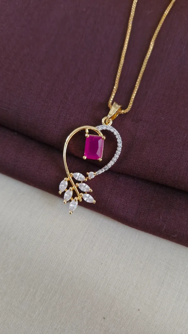 Heart_Design_Pink_Pendant_Set