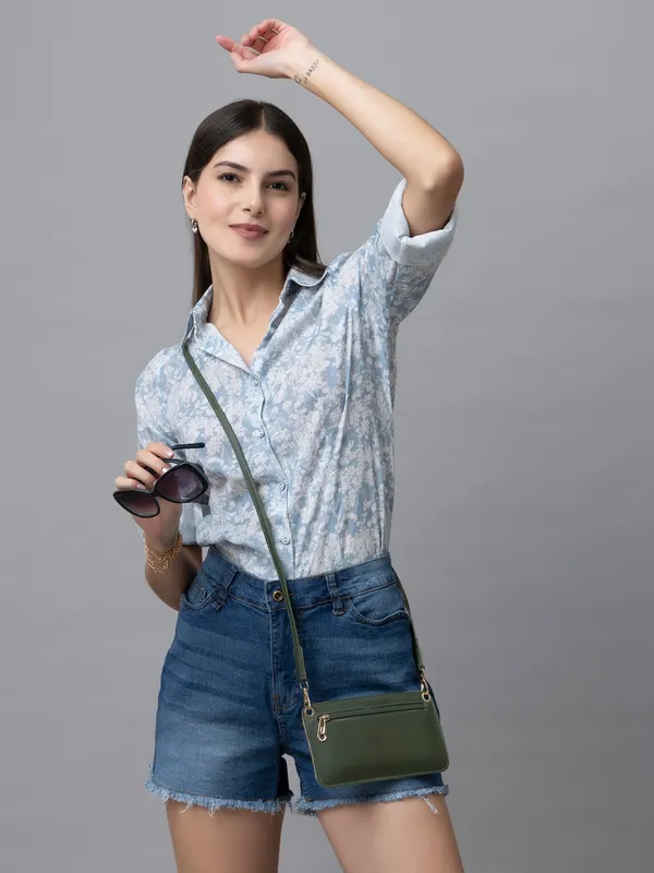 Blue_&_White_Linen_Blend_Floral_Print_Full_Sleeve_Spread_Collar_Hip_Length_Shirt_For_Women_&_Girls