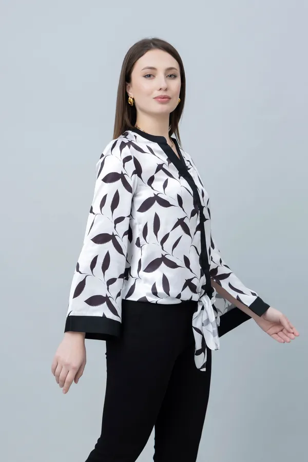Tie_Knot_Shirt_Style_Top