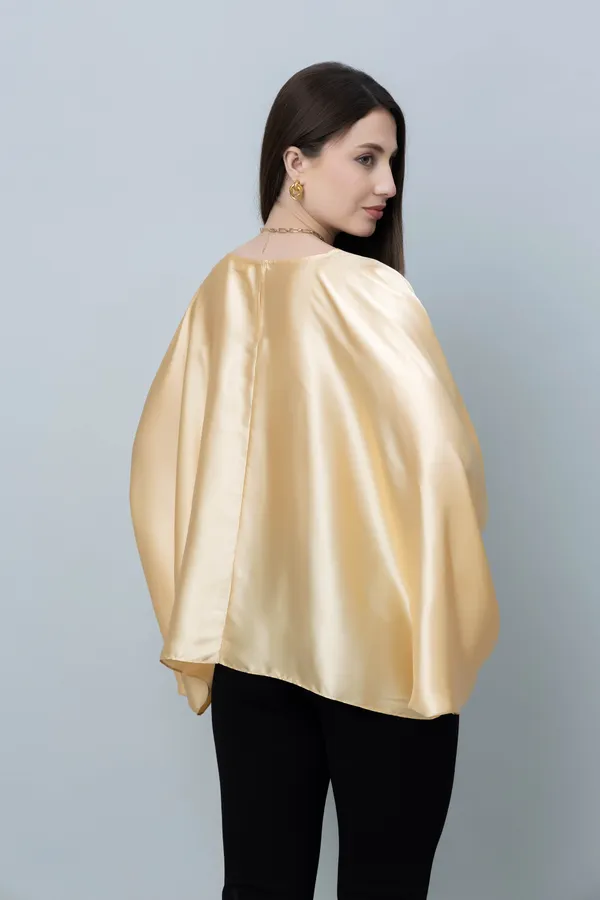 Batwing_Sleeves_Satin_Top