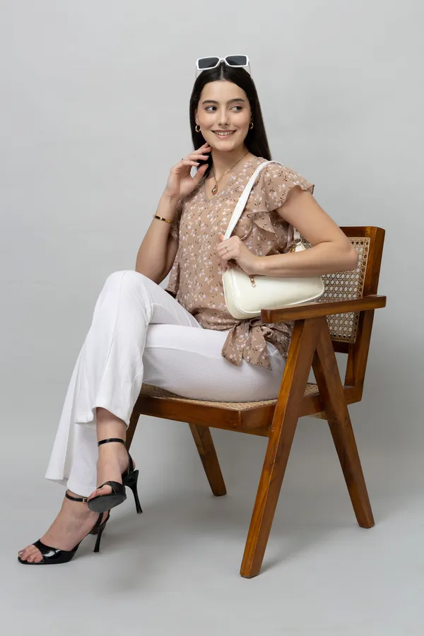 Casual_Ruffle_Top