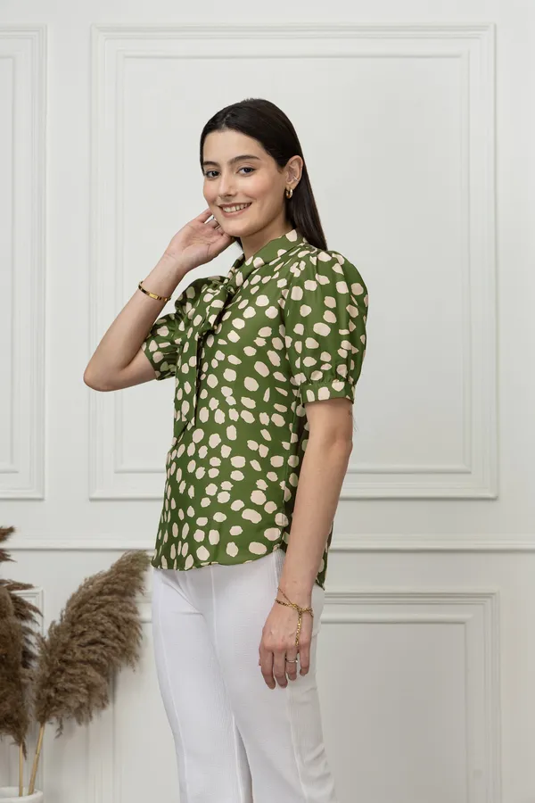 Short_Sleeves_Tie-Up_Neck_Top