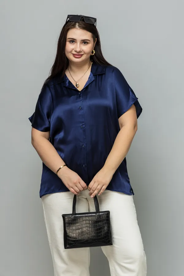 Short_Sleeves_Satin_Shirt
