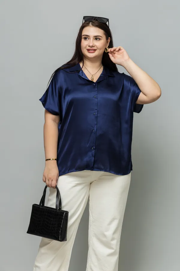 Short_Sleeves_Satin_Shirt