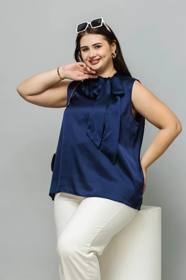 Sleeveless_Tie_Neck_Satin_Top