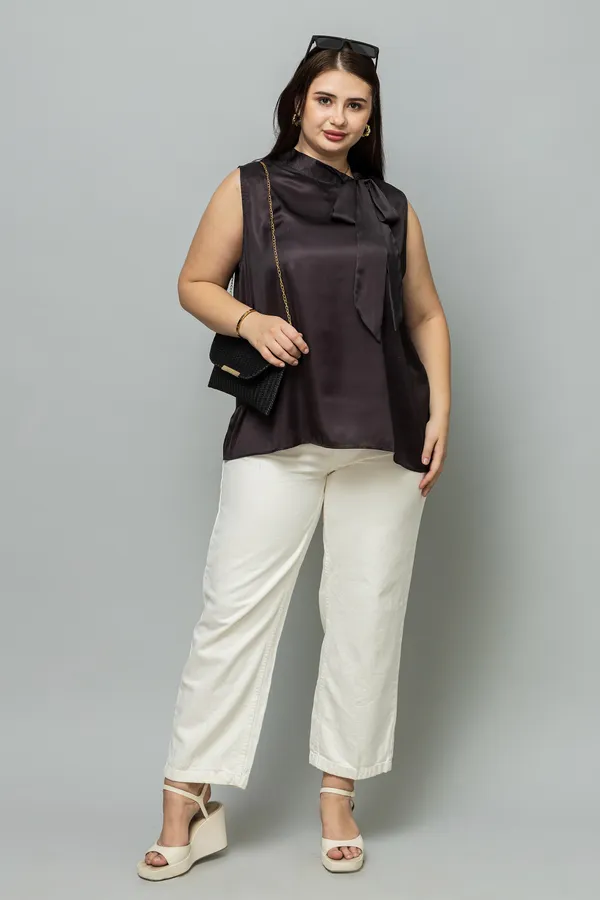 Sleeveless_Tie_Neck_Satin_Top