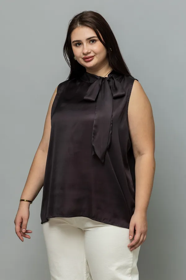 Sleeveless_Tie_Neck_Satin_Top