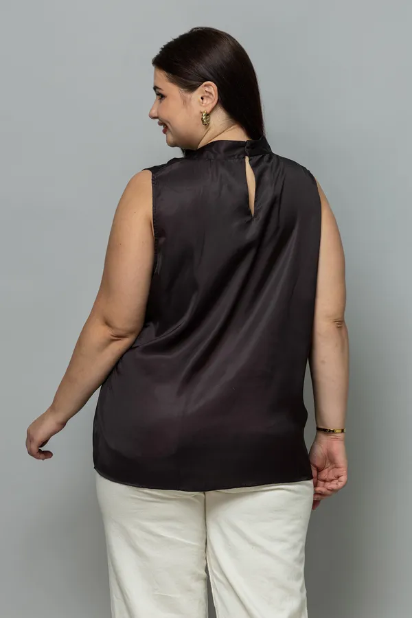 Sleeveless_Tie_Neck_Satin_Top
