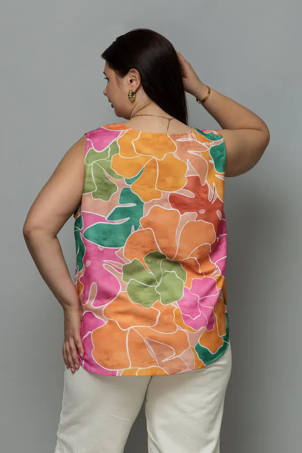 Front_Pleated_Sleeveless_Top
