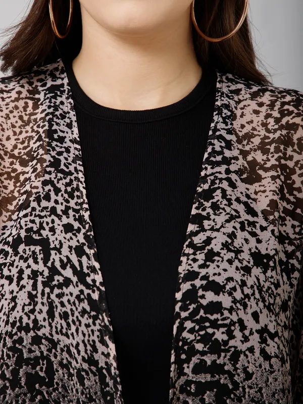 Black_Polyester_Abstract_3/4Th_Sleeve_Shrug_For_Women