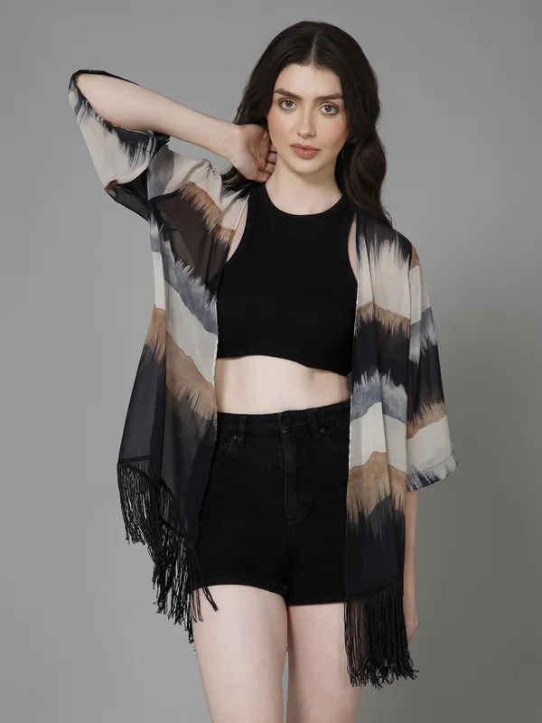 Elegant_Black_&_White_Polyster_Color_Block_3/4_Sleeve_Shrug