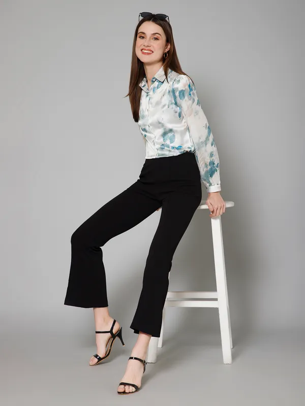 Green_&_White_Satin_Abstract_Full_Sleeve_Spread_Collar_Hip_Length_Shirt_For_Women_&_Girls