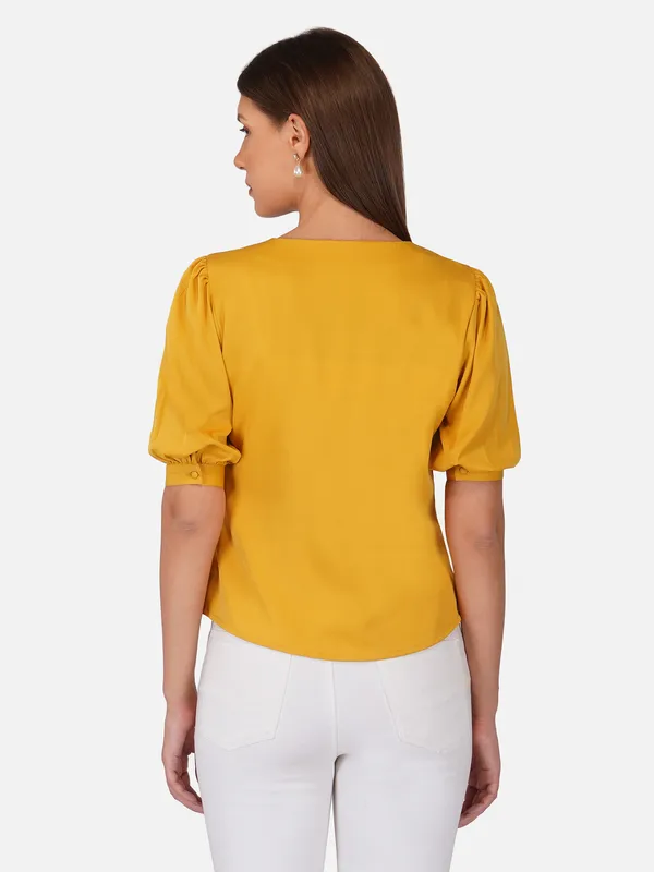 Collarless_Shirt