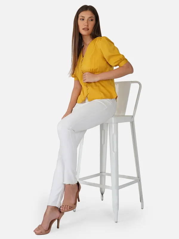 Collarless_Shirt