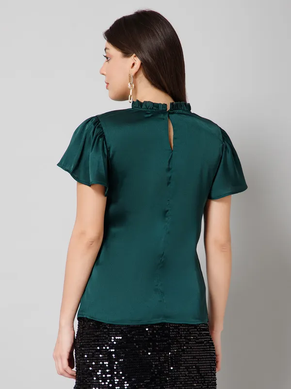 Green_Satin_Round_Neck_Solid_Kimono_Sleeves_Hip_Length_Blouson_Top_For_Women