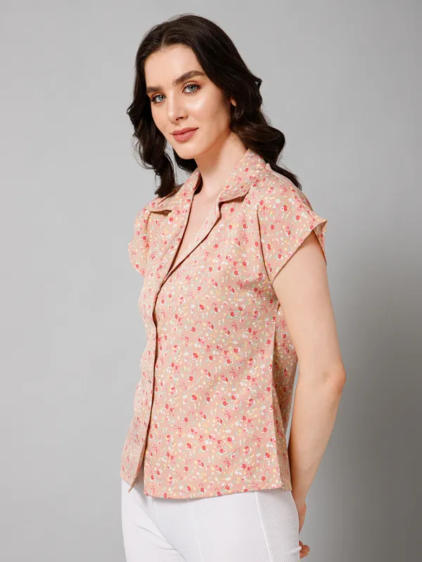 Short_Sleeves_Shirt