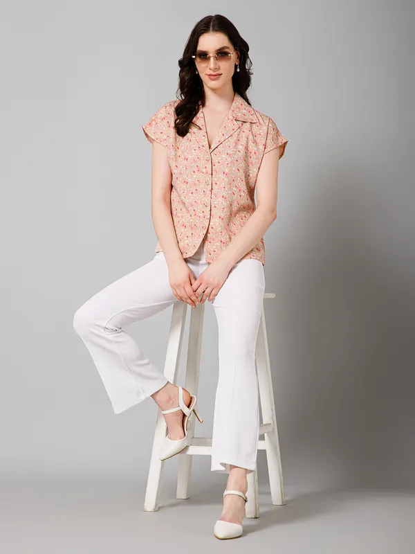Short_Sleeves_Shirt