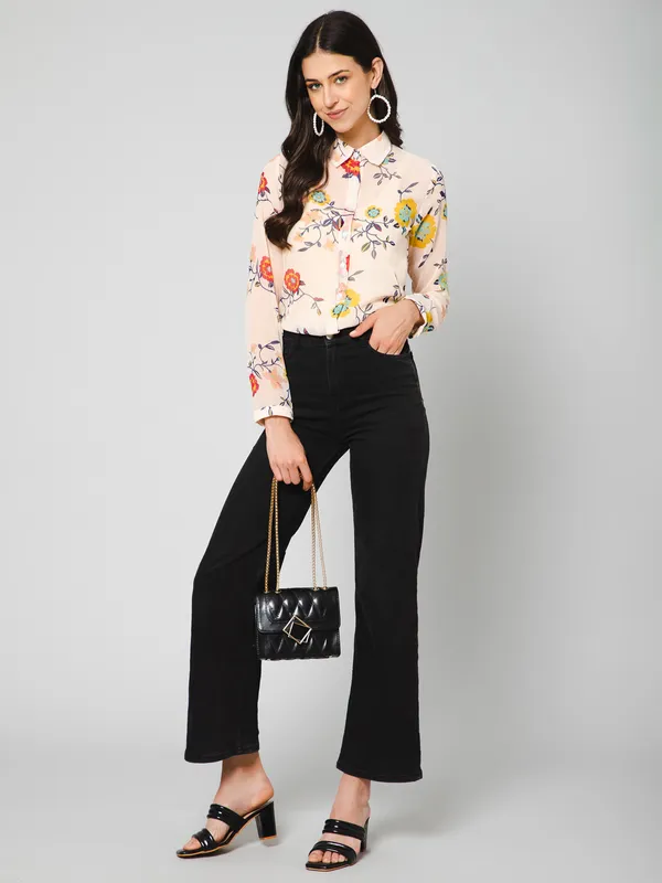 Floral_printed_regular_shirt