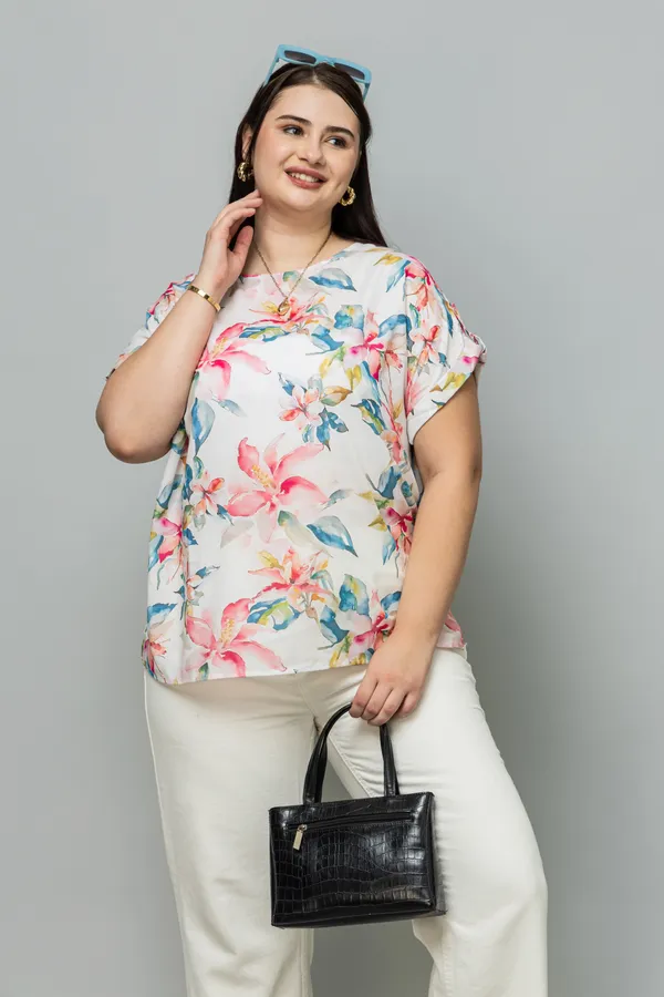Round_Neck_Classic_Top