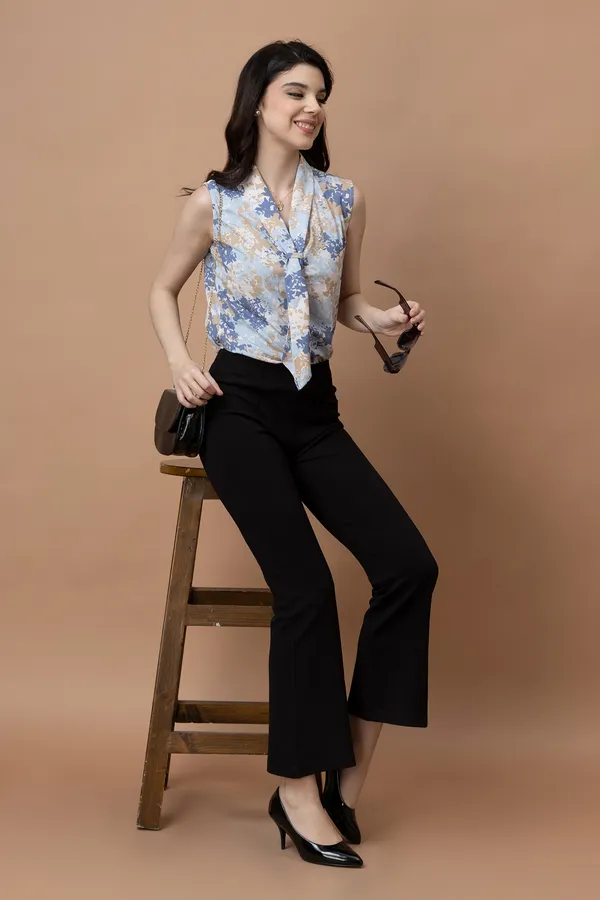 Sleeveless_Tie-Up_Neck_Top