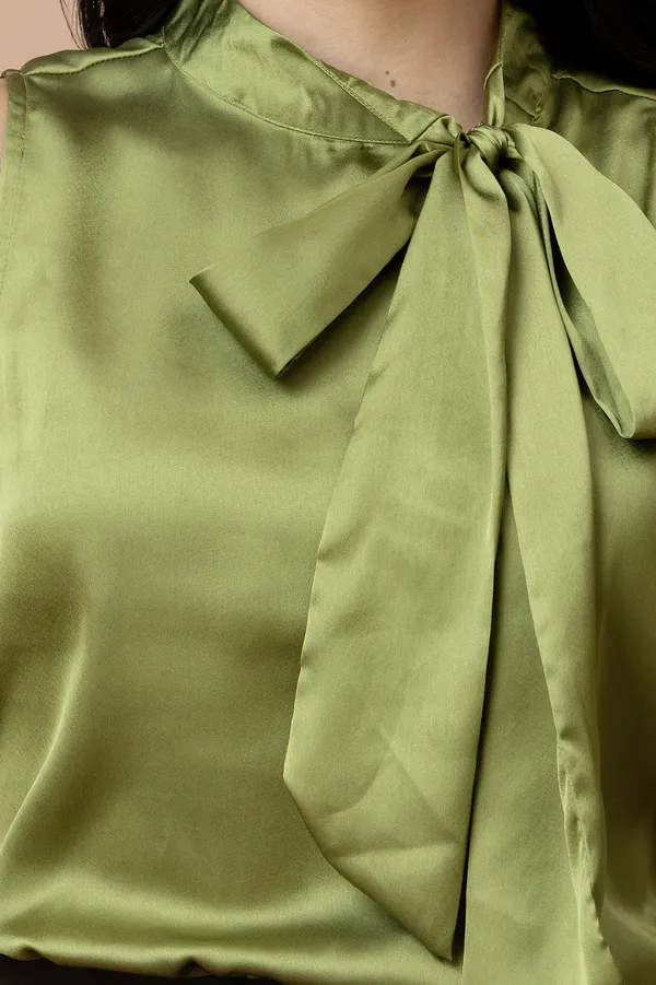 Sleeveless_Tie_Neck_Satin_Top