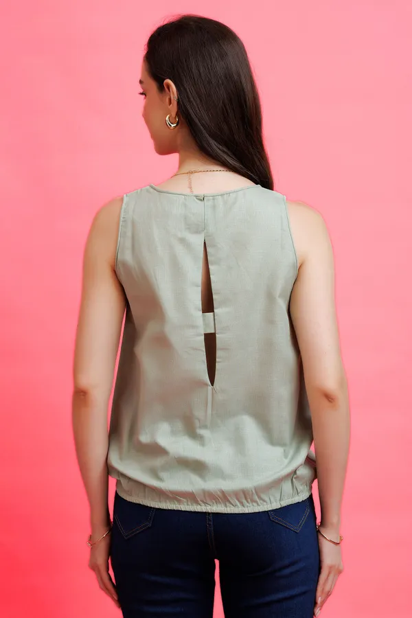Sleeveless_Casual_Top