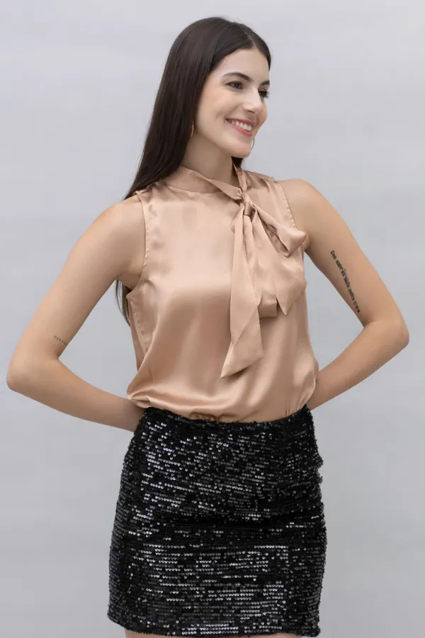 Neck_Tie_Top