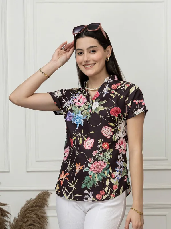 Short_Sleeves_Basic_Top
