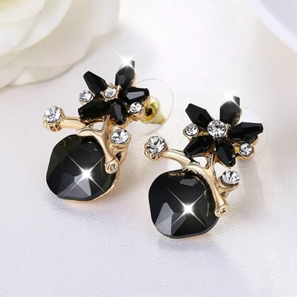 Black_Premium_Alloy_Earrings_For_Women
