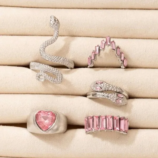 Charming_Multiring_Collection_For_Women