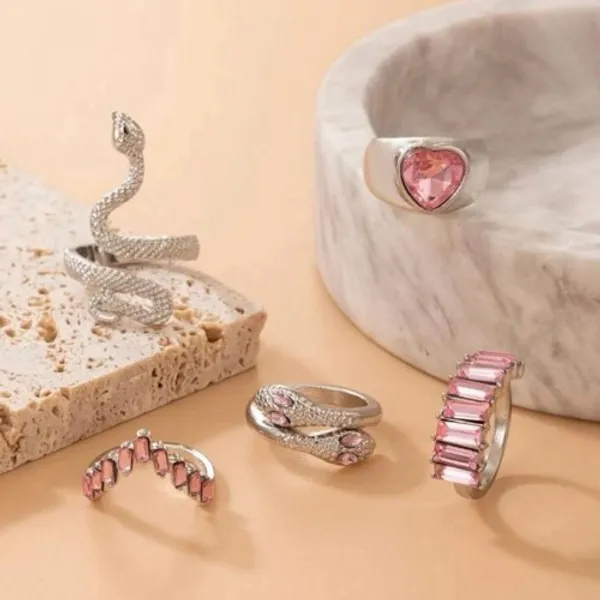Charming_Multiring_Collection_For_Women