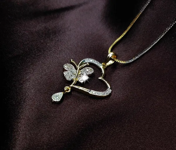 Radiant_Butterfly_Heart_Pendant_For_Women