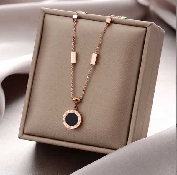 Eternal_Glow_Rose_Gold_Midnight_Necklace
