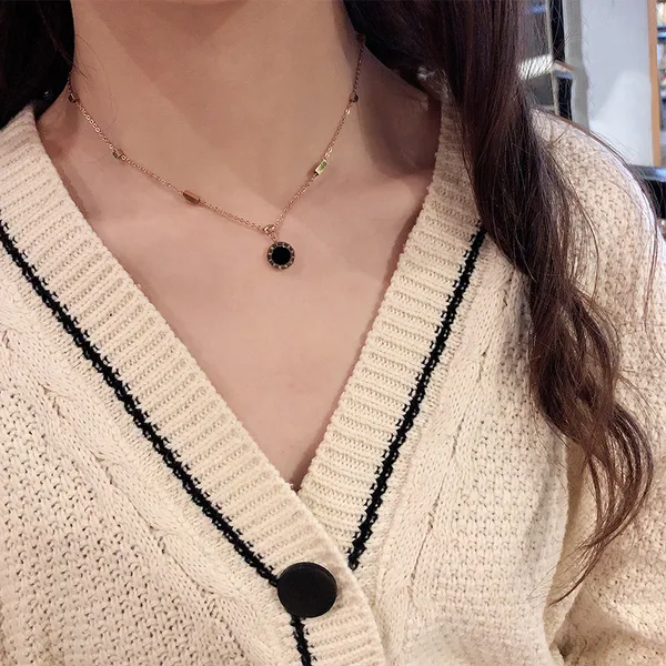 Eternal_Glow_Rose_Gold_Midnight_Necklace