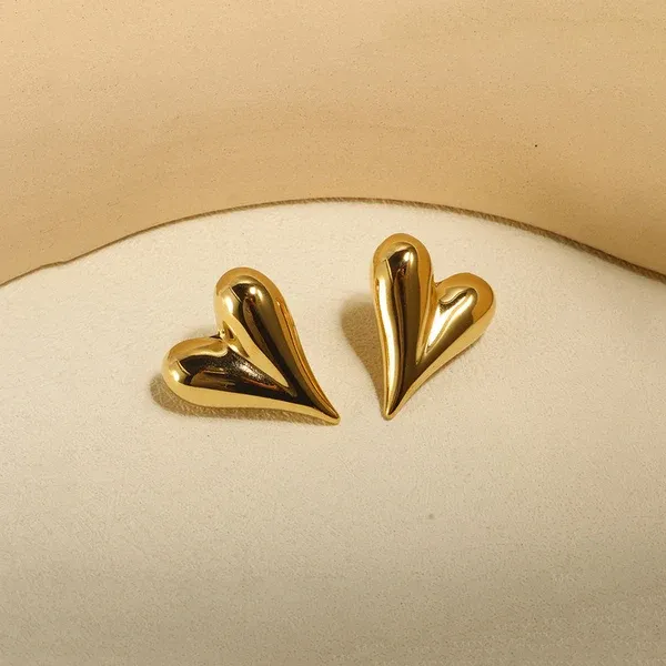 Gold_Plated_Anti_Tarnish_Heart_Themed_Earrings