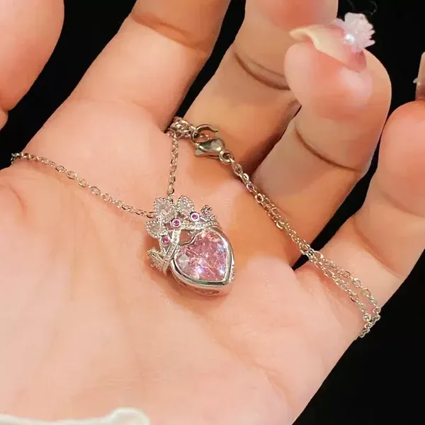 Gold_Plated_Anti_Tarnish_Stainless_Steel_Heart_Themed_Pink_Crown_Pendant