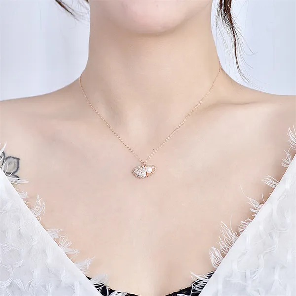 teel_RoseGold_Oyster_Pearl_Necklac_Crystal_Gold-plated_Plated_Stainless_Steel_Necklace