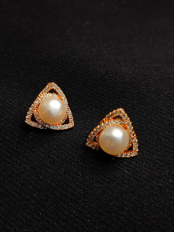Rose_Gold_Sparkle_Studs_For_Women