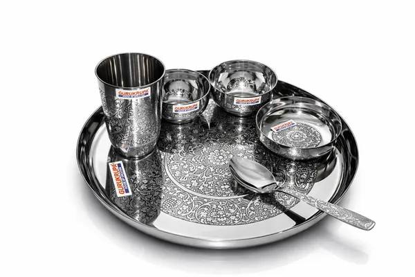 Pack_of_1_-_(6_pcs_set)_Gurukrupa_Etching_Stainless_Steel_Buffet_Set_|_Premium_Mirror_Finish_Serving_Set_|_Heavy_Gauge,_Rust_Resistant_|_Ideal_for_Dining,_Parties_&_Gifting_(1)
