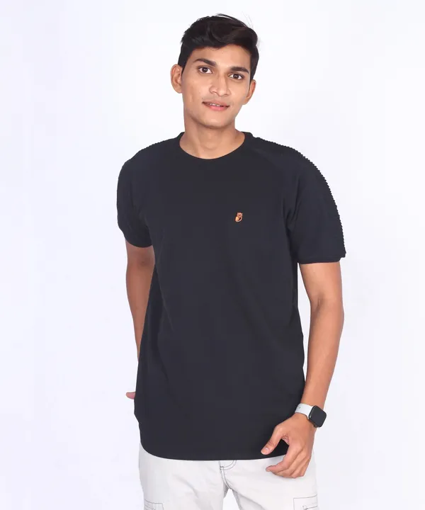 Black_Round_Neck_Regular_Fit_T-Shirt_For_Men