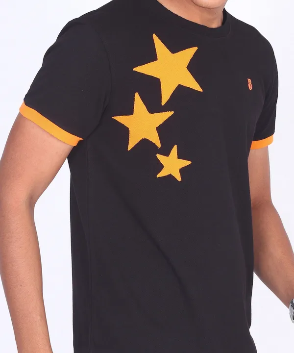 Black_Round_Neck_Regular_Fit_T-Shirt_For_Men