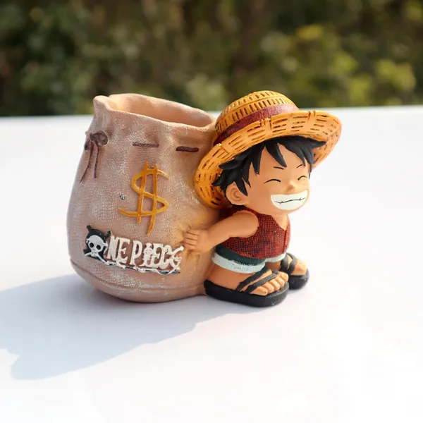 Luffy_Pen_Stand_Hand_Painted_Collectible_Stone_Cartoon_Figurine