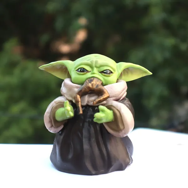 Baby_Yoda_Frog_Hand_Painted_Collectible_Polystone_Cartoon_Figurine