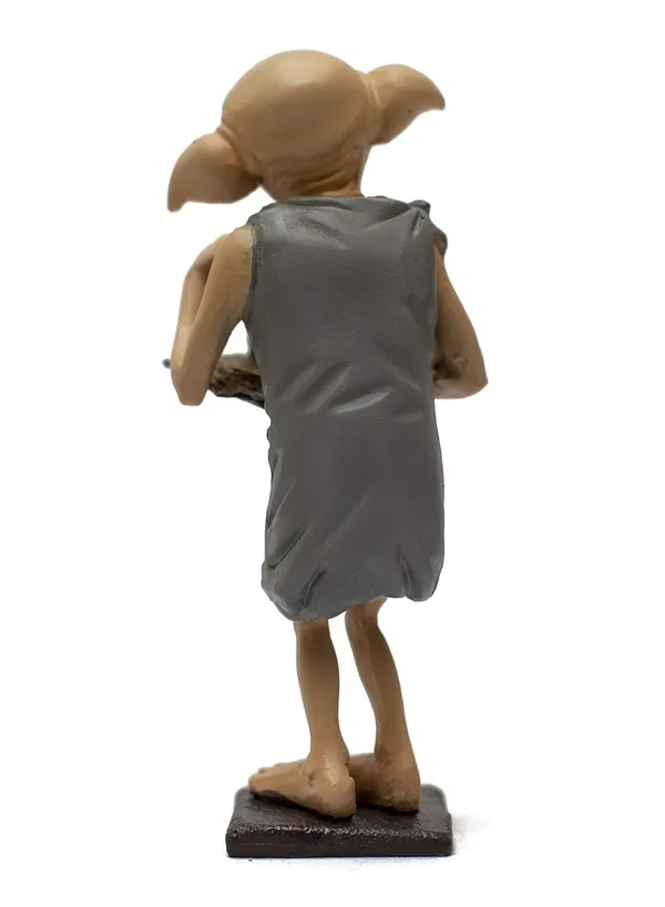 Dobby_The_House_Elf_And_Socks_Hand_Painted_Collectible_Resin_Cartoon_Figurine